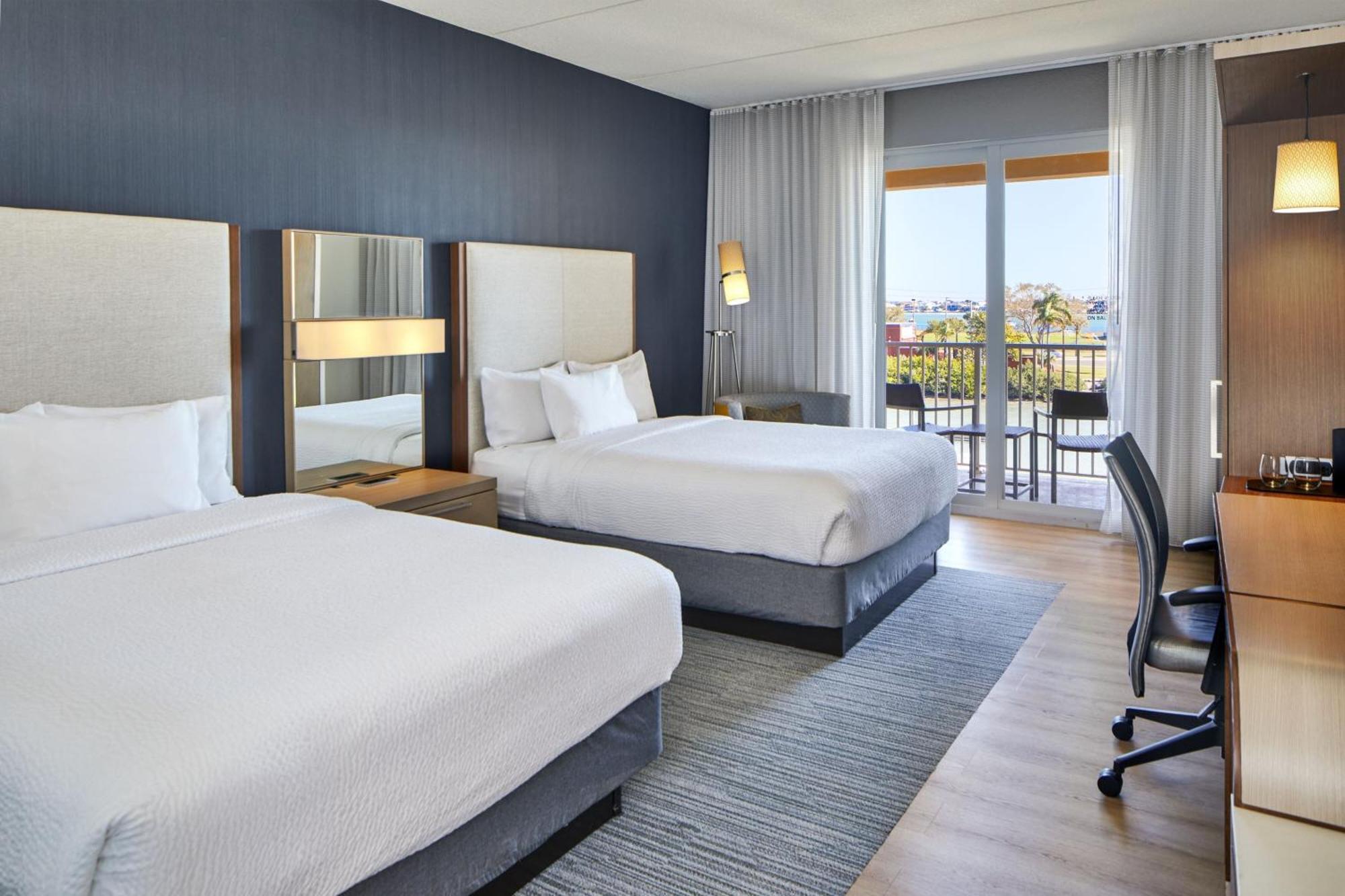 Courtyard By Marriott St. Petersburg Clearwater/Madeira Beach Exterior foto