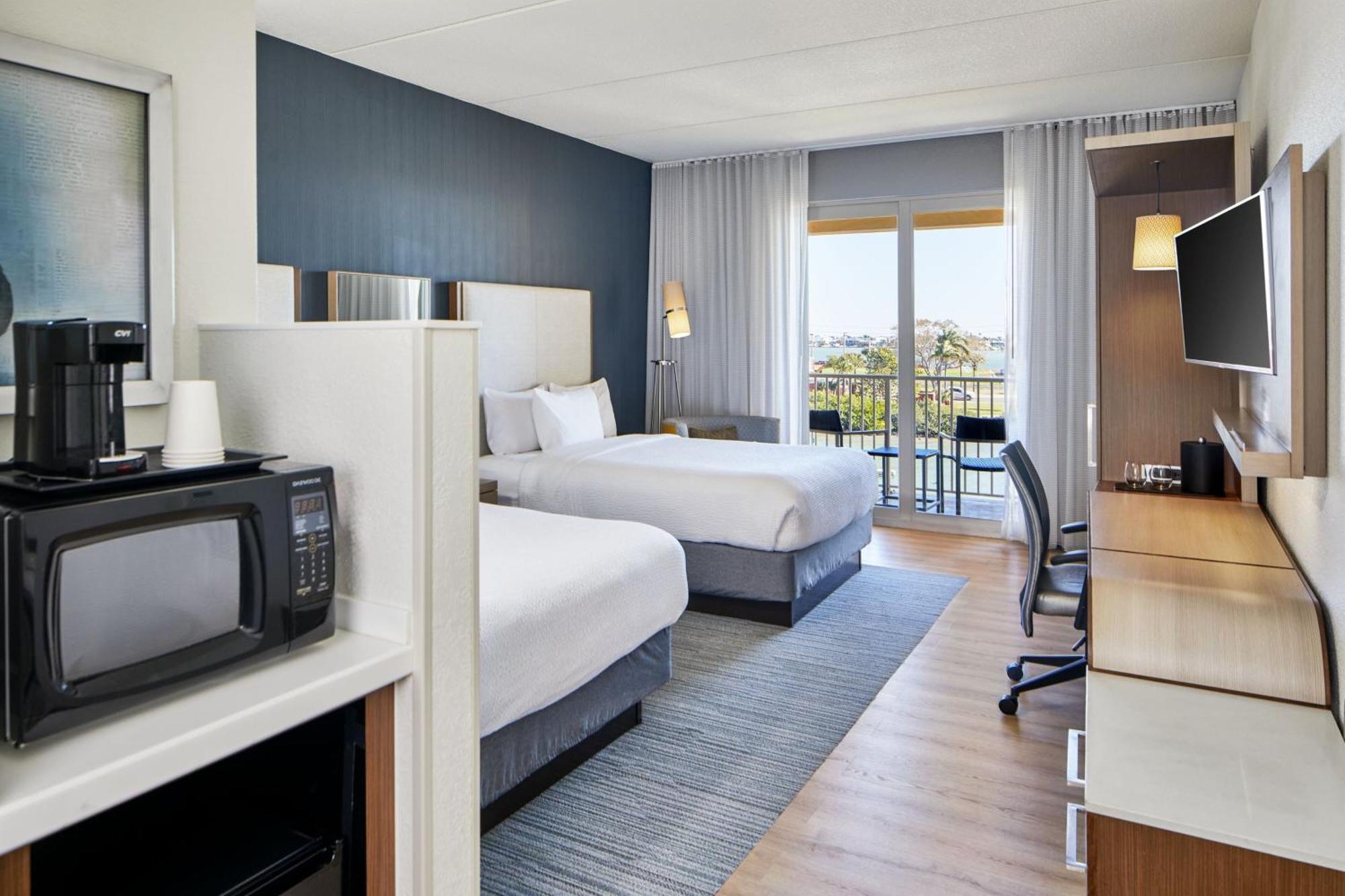 Courtyard By Marriott St. Petersburg Clearwater/Madeira Beach Exterior foto