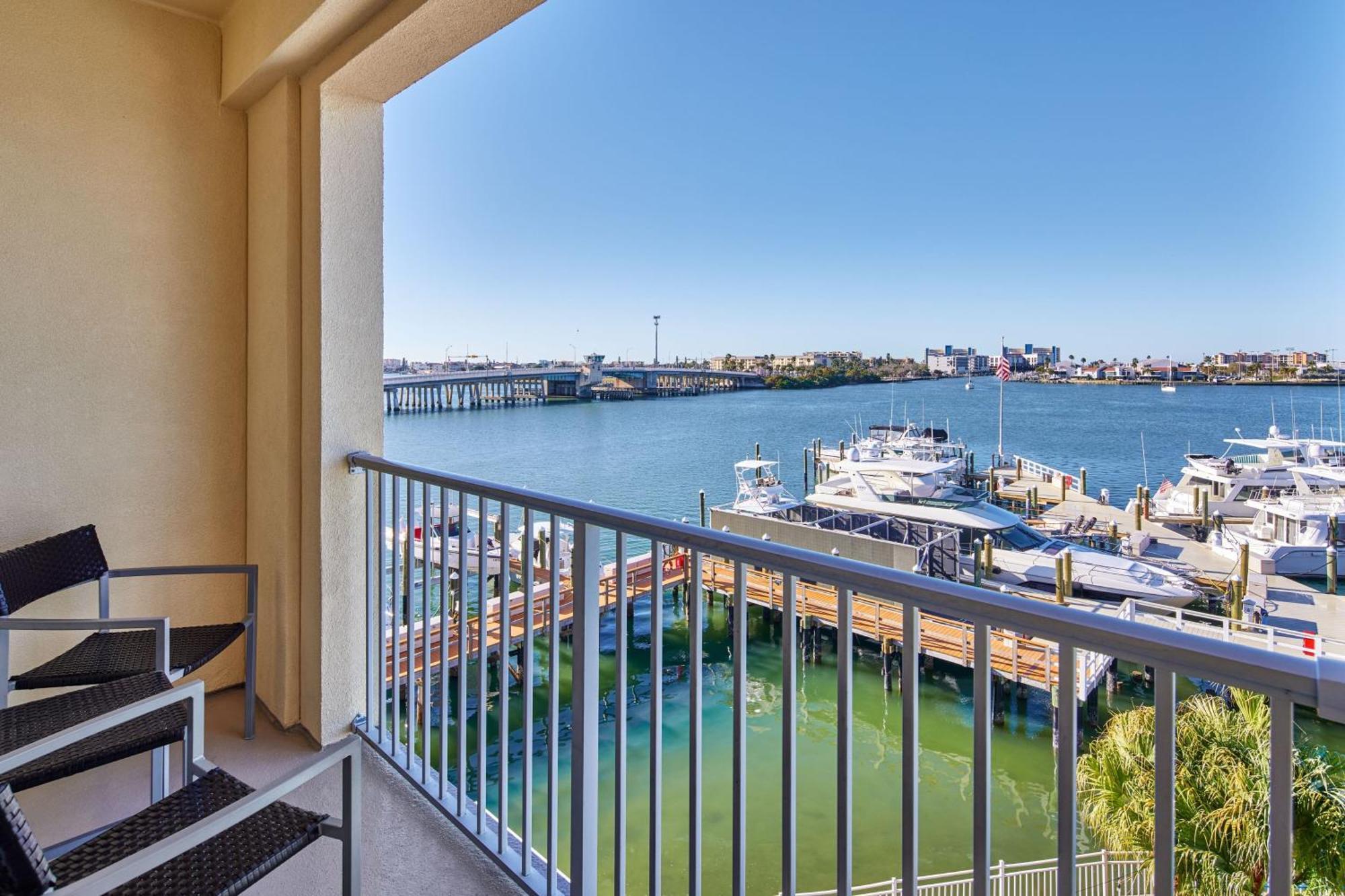Courtyard By Marriott St. Petersburg Clearwater/Madeira Beach Exterior foto