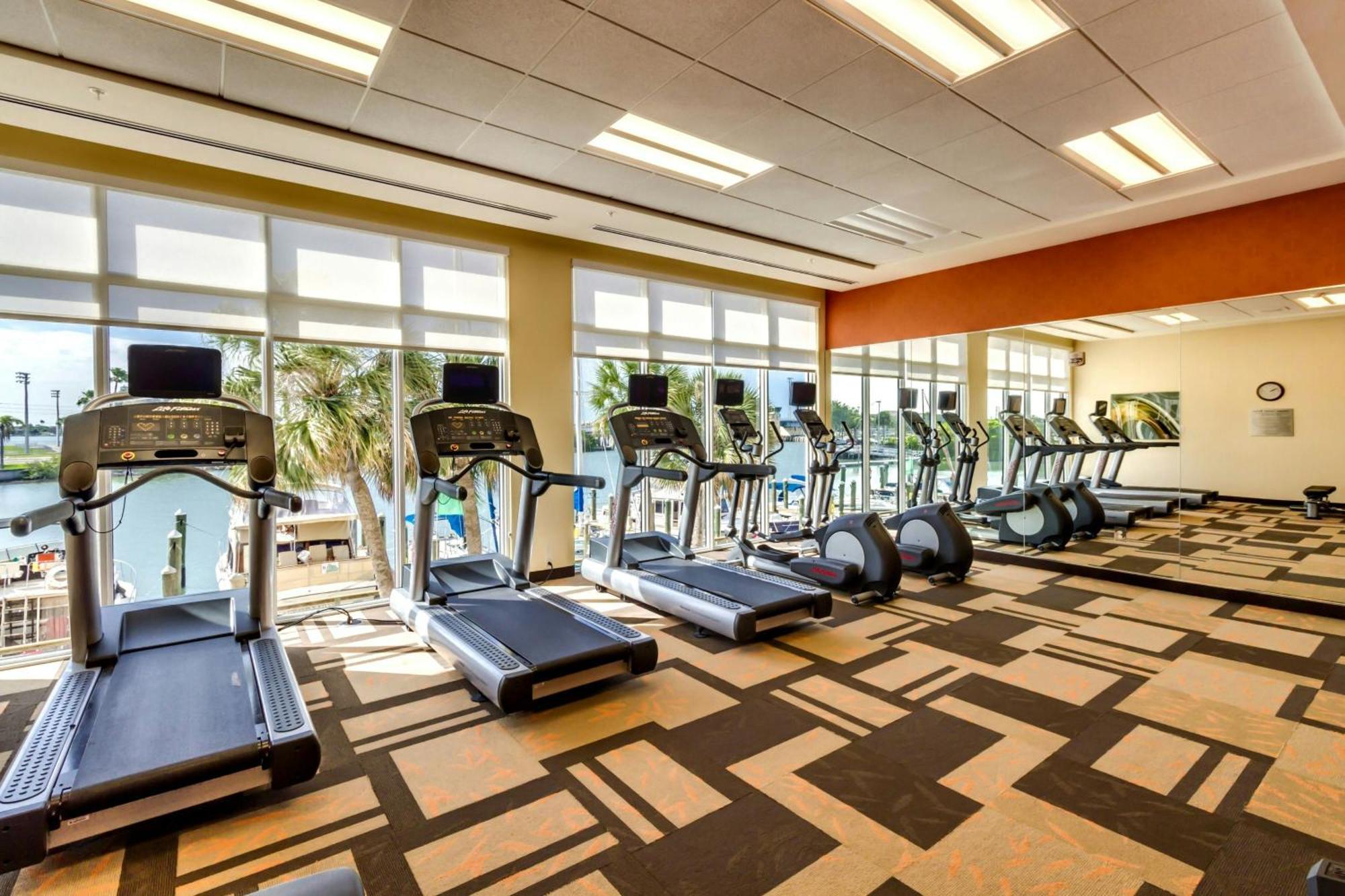 Courtyard By Marriott St. Petersburg Clearwater/Madeira Beach Exterior foto